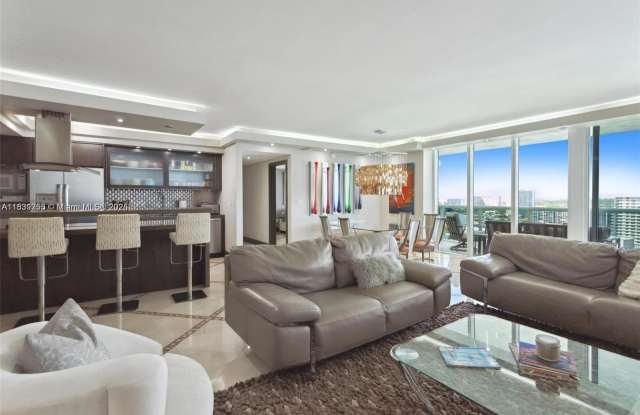 1800 S Ocean Dr photos photos