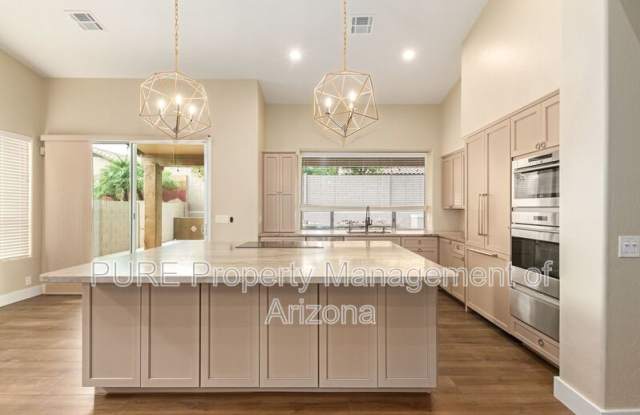 9118 E Topeka Dr - 9118 East Topeka Drive, Scottsdale, AZ 85255