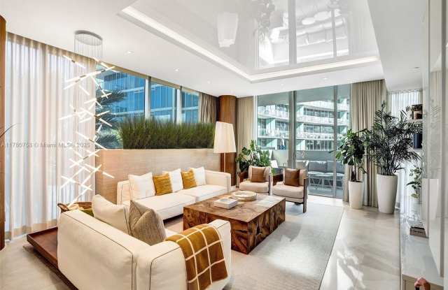 2200 N Ocean Blvd photos photos
