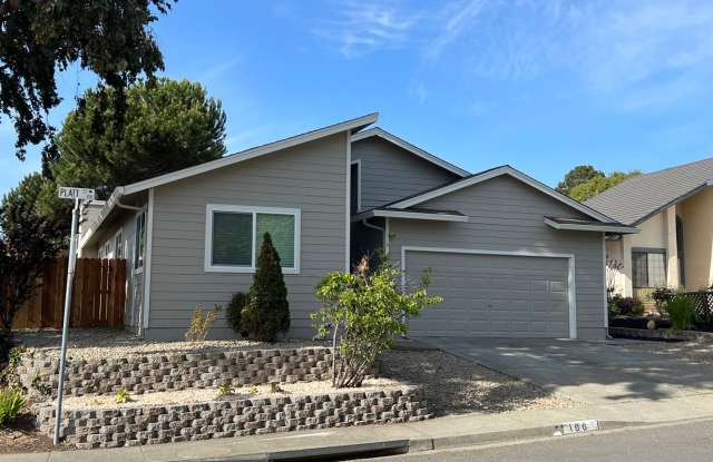 Fully Renovated 4 Bedroom 2 Bath Single Family Home photos photos
