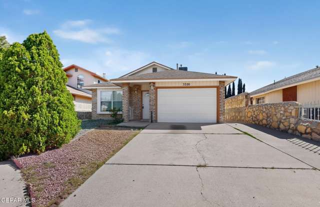 3320 CATHERINE ANN Drive Gallery 1