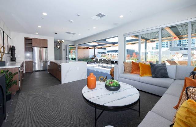 Residences at Lake Merritt Gallery 3
