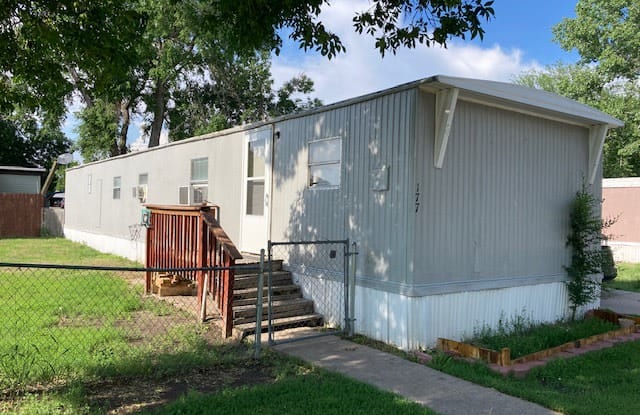 2900 Grand Avenue photos photos