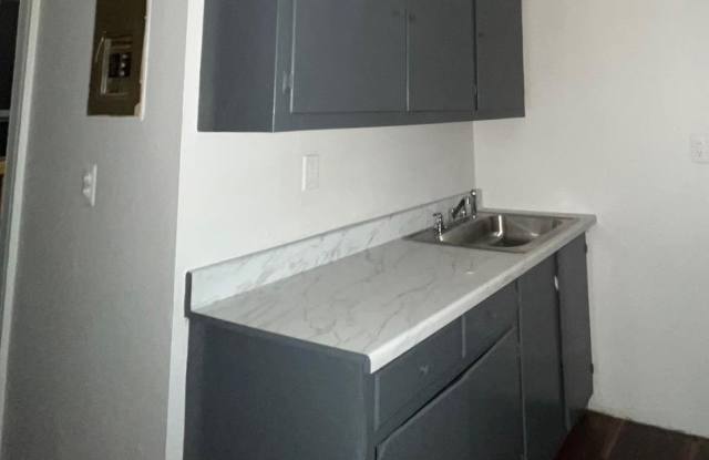 30 E Main Street unit: 6 photos photos