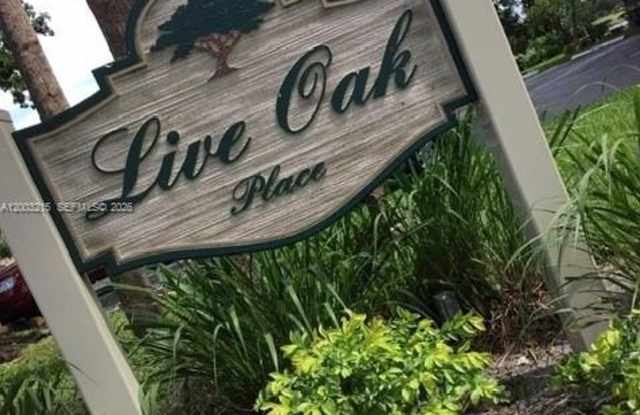 9431 Live Oak Pl - 9431 Live Oak Place, Davie, FL 33324 9431 Live Oak Pl - 9431 Live Oak Place, Davie, FL 33324
