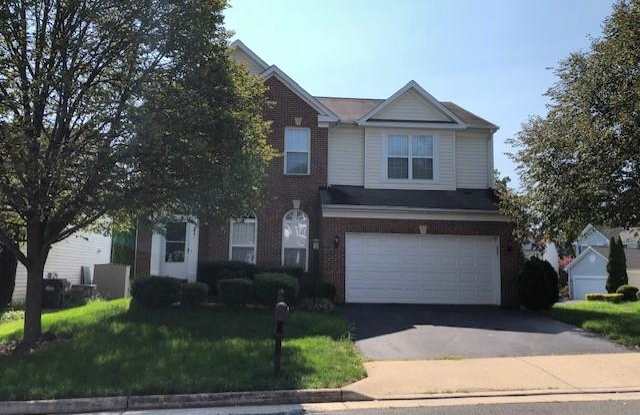 4941 BREEZE WAY - 4941 Breeze Way, Montclair, VA 22025