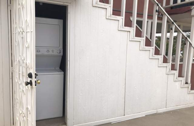 614 Marr Street Gallery 4