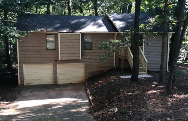 300 Northland Road - 300 Northland Road, Mableton, GA 30126