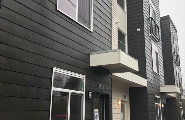 14311 Stone Ave N - 14311 Stone Ave N, Seattle, WA 98133