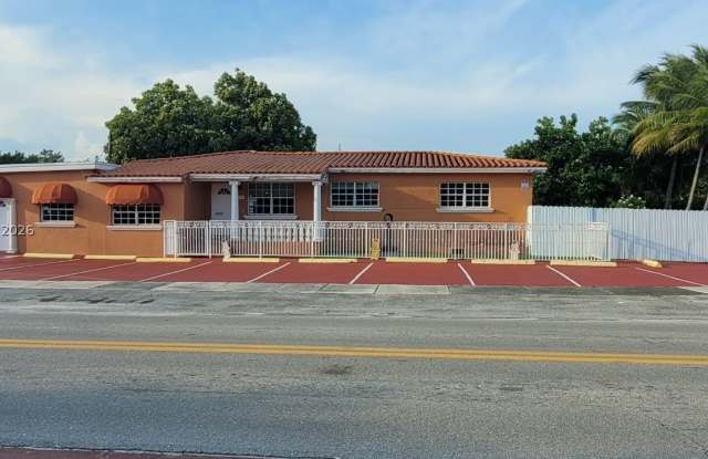 4801 NW 3 Gallery 1