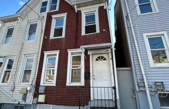 39 Adeline St photos photos