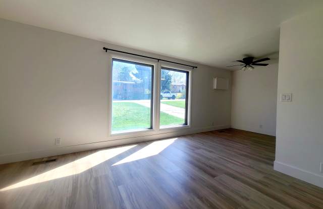 119 Ranch Drive Gallery 4