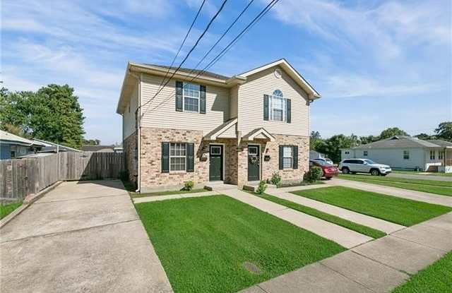 503 HOUMA Boulevard Gallery 1