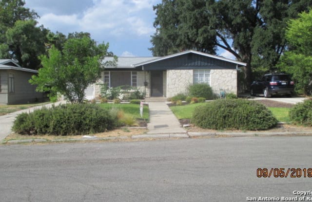 375 SUTTON DR - 375 Sutton Drive, San Antonio, TX 78228