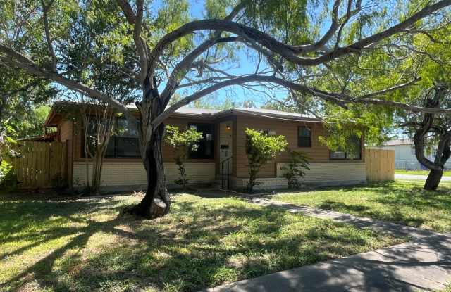 WINDSOR PARK SUBDIVISION - 637 Pennington Drive, Corpus Christi, TX 78412