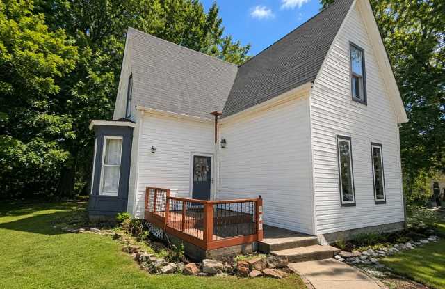 COMING SOON: BEAUTIFUL UPDATED 5 BEDROOM / 2 BATHROOMS IN LAMAR MO!!! photos photos COMING SOON: BEAUTIFUL UPDATED 5 BEDROOM / 2 BATHROOMS IN LAMAR MO!!! photos photos