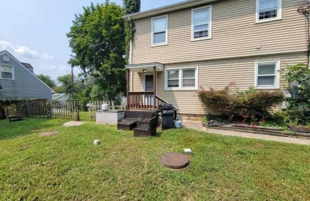 103 W Oakland Ave - 103 West Oakland Avenue, Oakland, NJ 07436