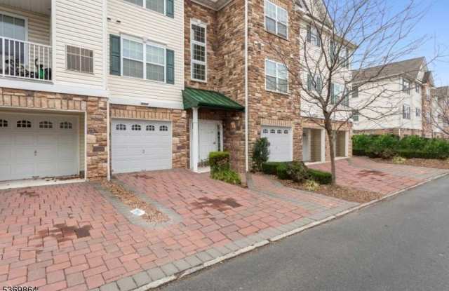 151 Rosewood Ave. photos photos