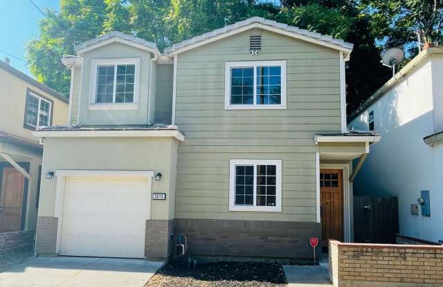 3/2.5 Updated Home near Curtis Park photos photos