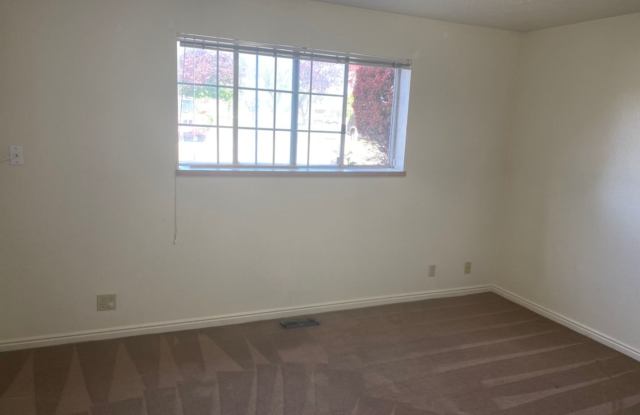 FOR RENT 2 bedroom apartment - Orem Gallery 4