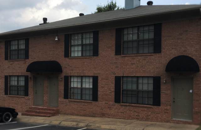 1819 Reservoir Road Gallery 1