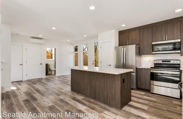 5241 11th Ave NE - 5241 11th Avenue Northeast, Seattle, WA 98105