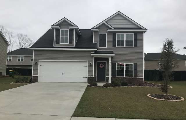 4 Bedroom/ 2.5 Bath- Fenced in Back Yard photos photos