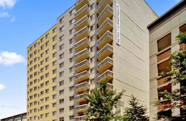 Metro 710 Apartments photos photos