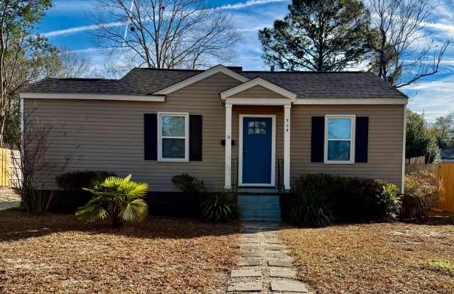 Bungalow in Desirable Rosewood area photos photos