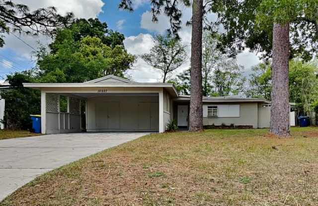 10927 Regency Drive photos photos