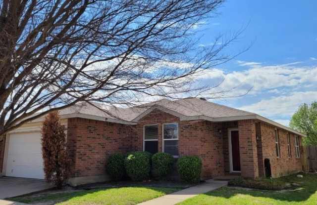 721 Tuscany Trail - 721 Tuscany Trail, Fort Worth, TX 76179