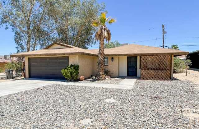3 Bedroom Home in 29 Palms Gallery 1