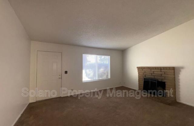 731 Northampton Dr. Gallery 4