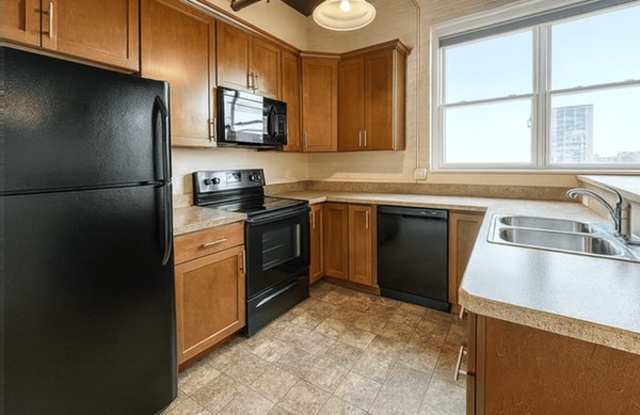 159 W Pearl St photos photos