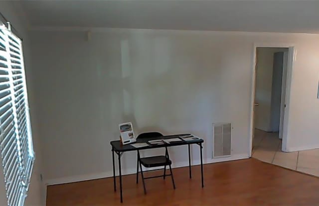 2600 28TH AVENUE N Gallery 3