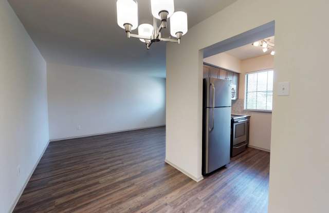 Austin's Place Apartments Gallery 4