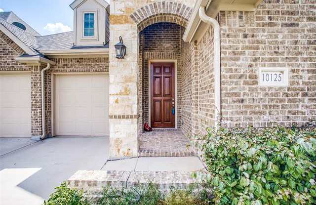 10125 Haversham Drive Gallery 2