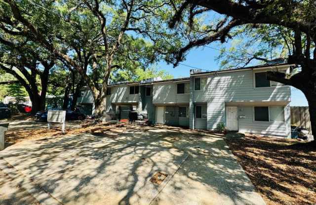 1643 East 16th Street photos photos