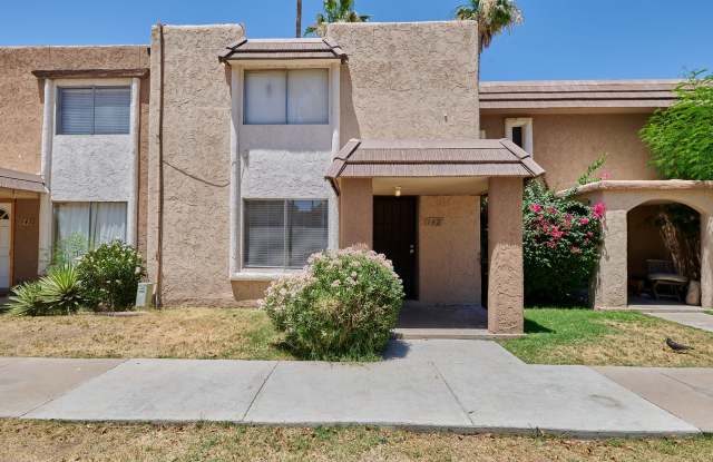 N 19th Ave - 7126 North 19th Avenue, Phoenix, AZ 85021
