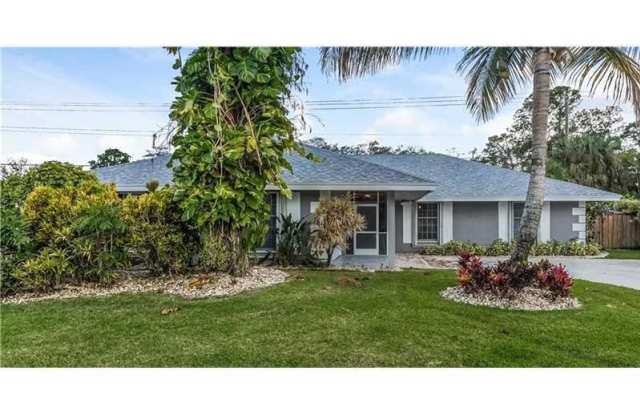 976 Lemongrass Lane - 976 Lemongrass Lane, Wellington, FL 33414