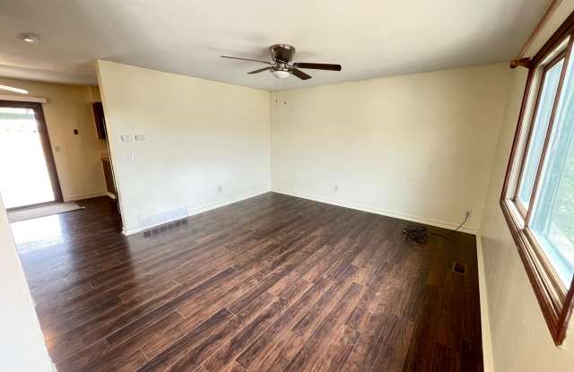 4 Bed, 2 Bath Loveland, CO Home- Fenced Backyard, A/C, & 2 Car Garage! Gallery 4