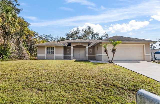 $1,995/month ** Furnished * Annual / Short Term * 3 bed / 2 Bath * Single Family * North Port photos photos
