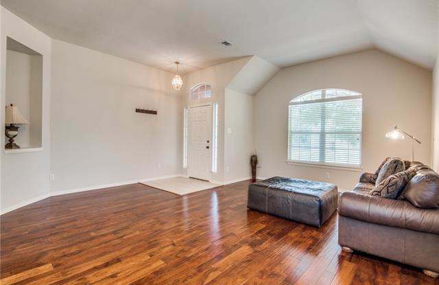 6512 Clydesdale Court Gallery 4
