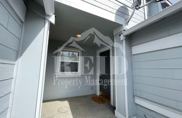 Exclusive Summerwind Town Home Community Gallery 3