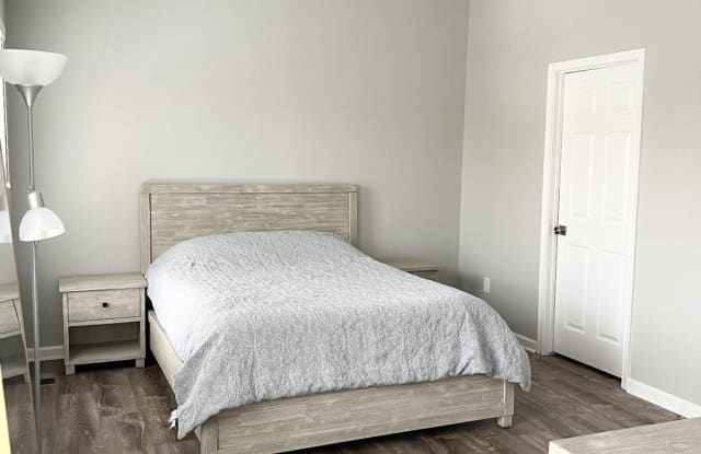 21094 CORNERPOST SQUARE - 21094 Cornerpost Square, Ashburn, VA 20147