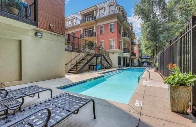 560 Dutch Valley Road NE unit: 2413 photos photos