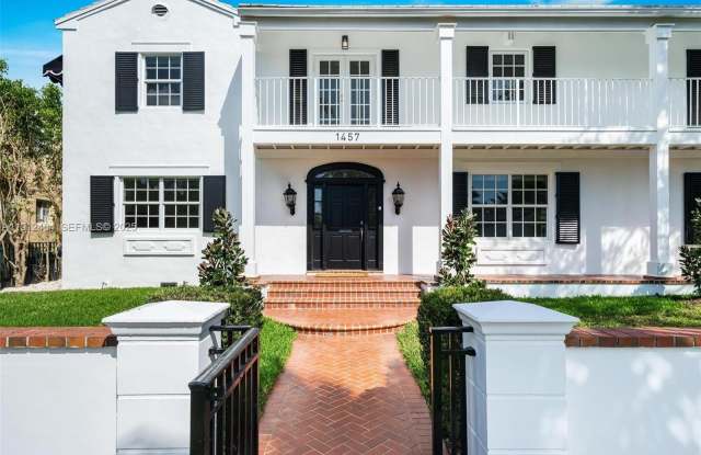 1457 Certosa Ave photos photos 1457 Certosa Ave photos photos