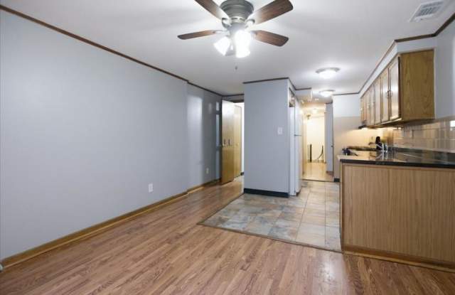 1128 West Diversey Parkway Gallery 3