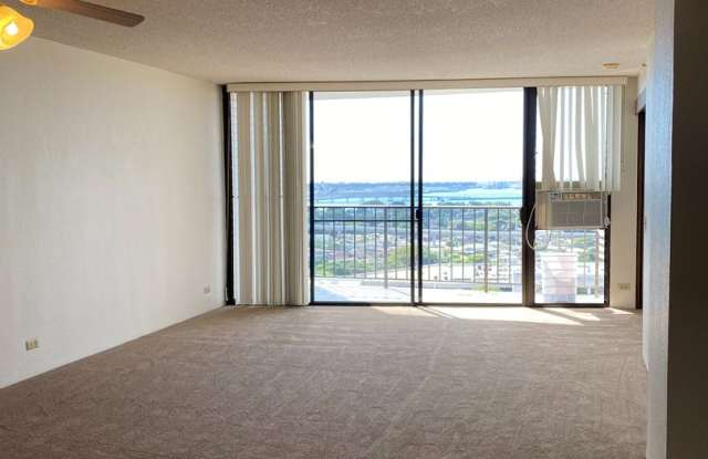 Park at Pearlridge - 98-351 Koauka Loop, Waimalu, HI 96701