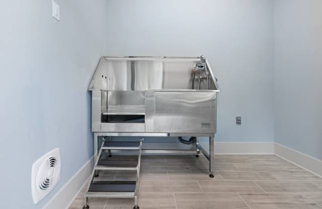 The Regency at Johns Creek Walk Gallery 4